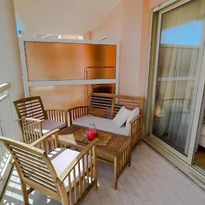 2-chambres-avec-piscine-parking-tennis-juan.fr-provencehotel.com/